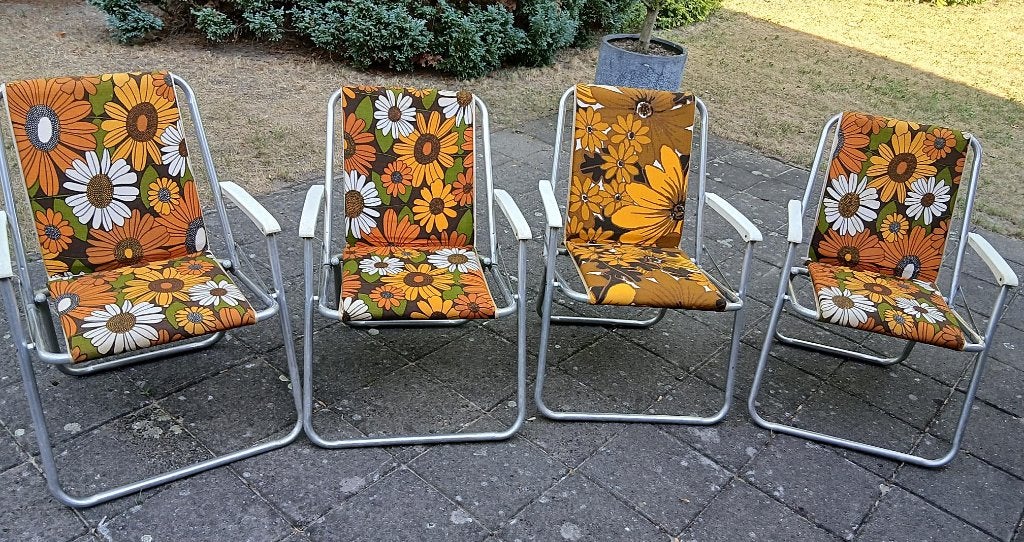 4 vintage lichtgewicht klapstoeltjes met hip motief, Ophalen, Gebruikt, Campingstoel