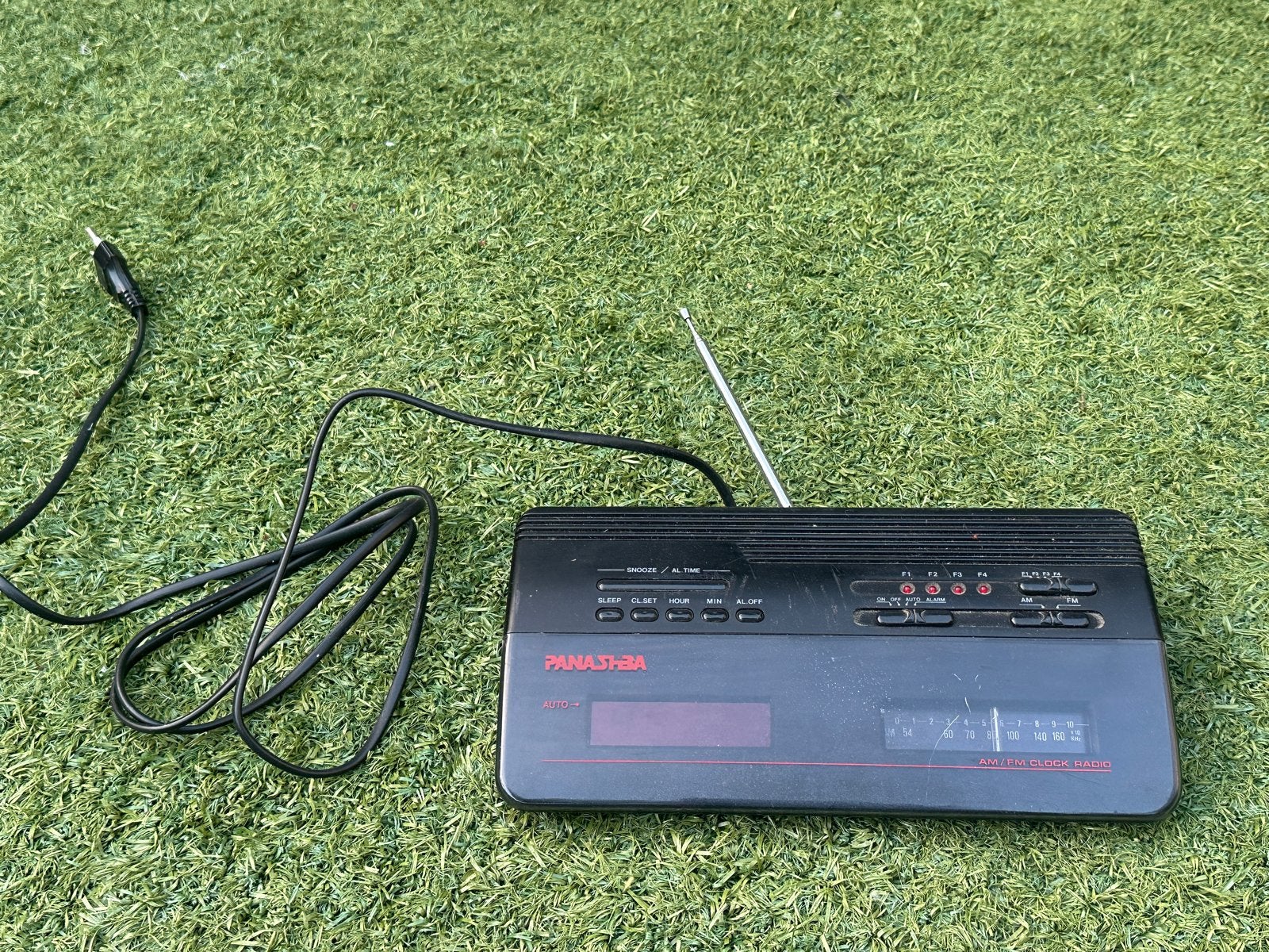 Panashiba FX-139 AM/FM Wekker Radio - Vintage Stijl, Ophalen, Gebruikt, Radio