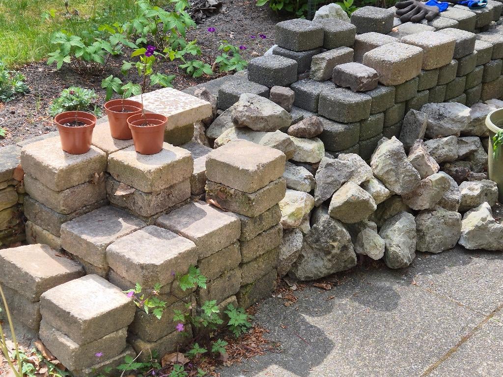 Vierkante stenen voor tuin of border, Tuin en Terras, Tegels en Klinkers, Ophalen, Gebruikt, Klinkers, Minder dan 5 m²