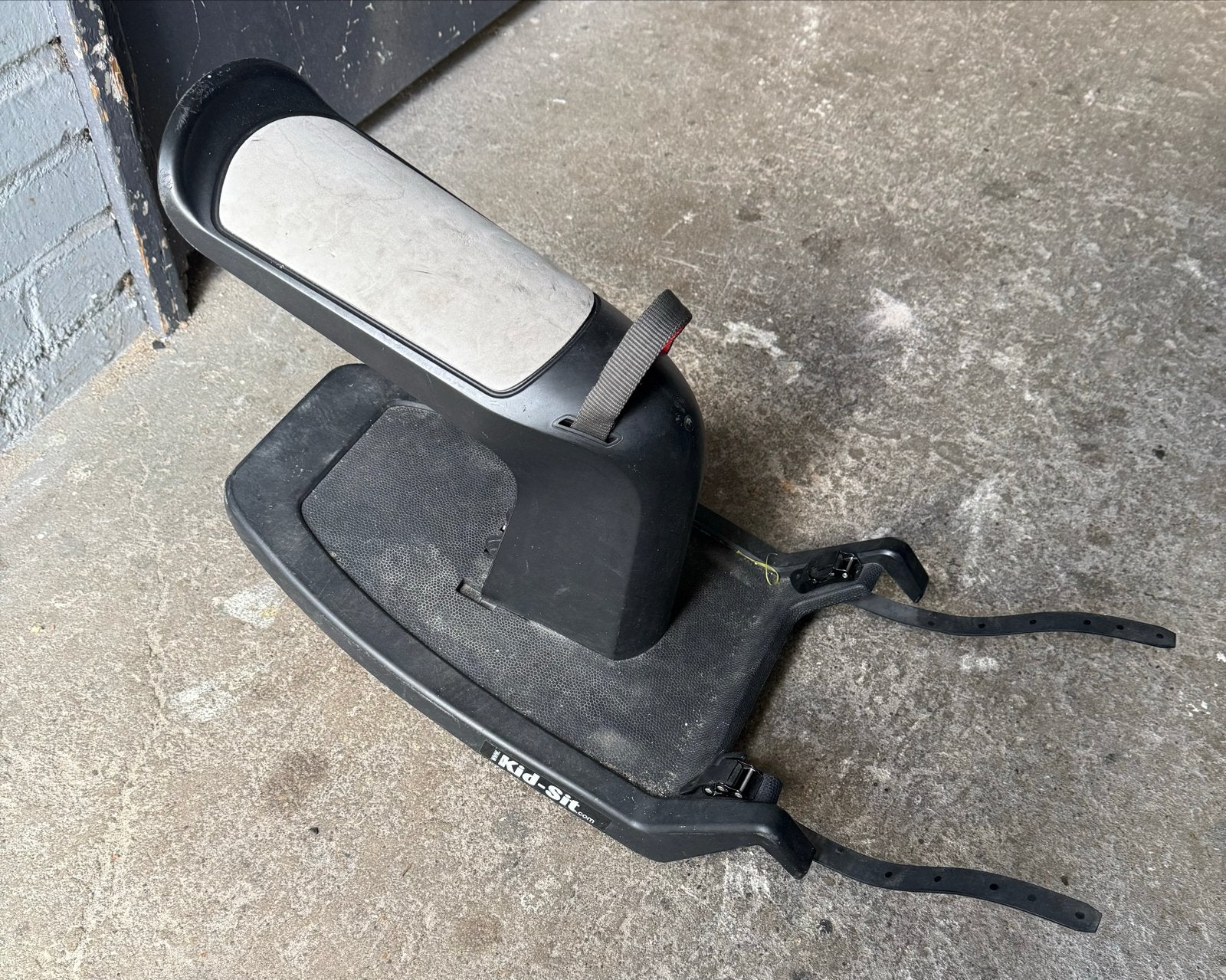 Kid-Sit meerijdplankje met zitje, Fietsen en Brommers, Ophalen, Gebruikt, Achterzitje