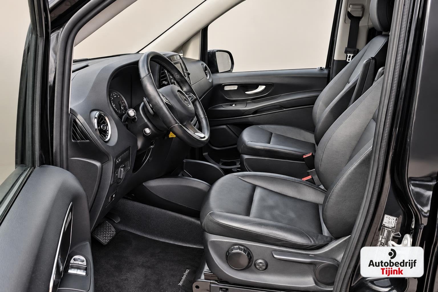Mercedes-Benz Vito 119 CDI Lang DC Sport | Automaat | LED |, Auto's, Automaat, Achterwielaandrijving, Gebruikt, Zwart