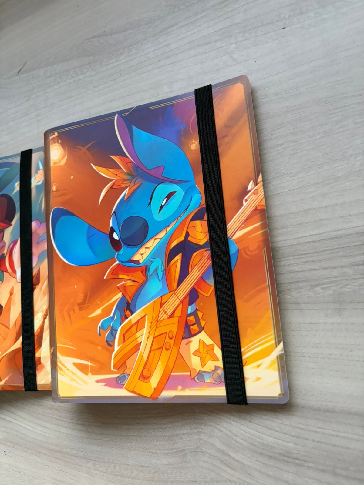 Disney Lorcana TCG Card Binder Portfolio Mickey Mouse Stitch, Ophalen of Verzenden