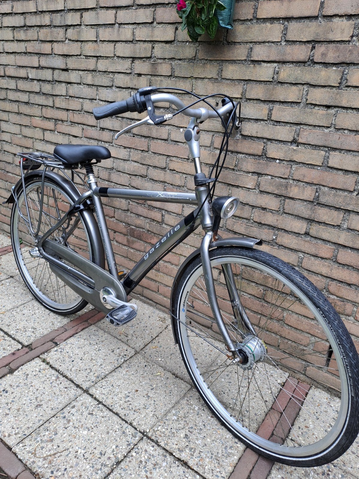 Een prima rijdende 28 inch Gazelle jongensfiets te koop., Gebruikt, Versnellingen, Gazelle, Ophalen