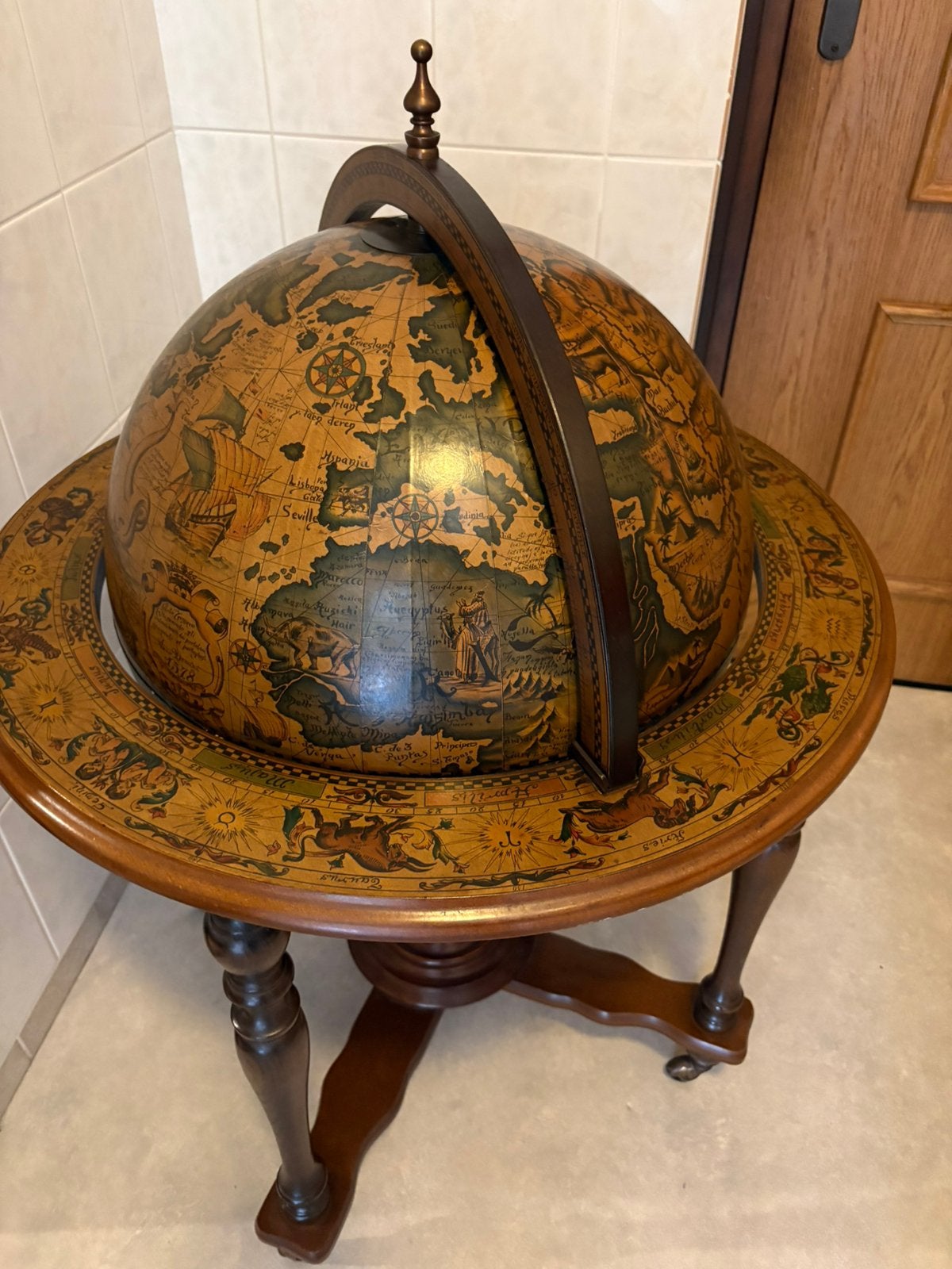 ANTIEKE bar globe drank wereldbol barglobe minibar globebar, Ophalen, Zo goed als nieuw