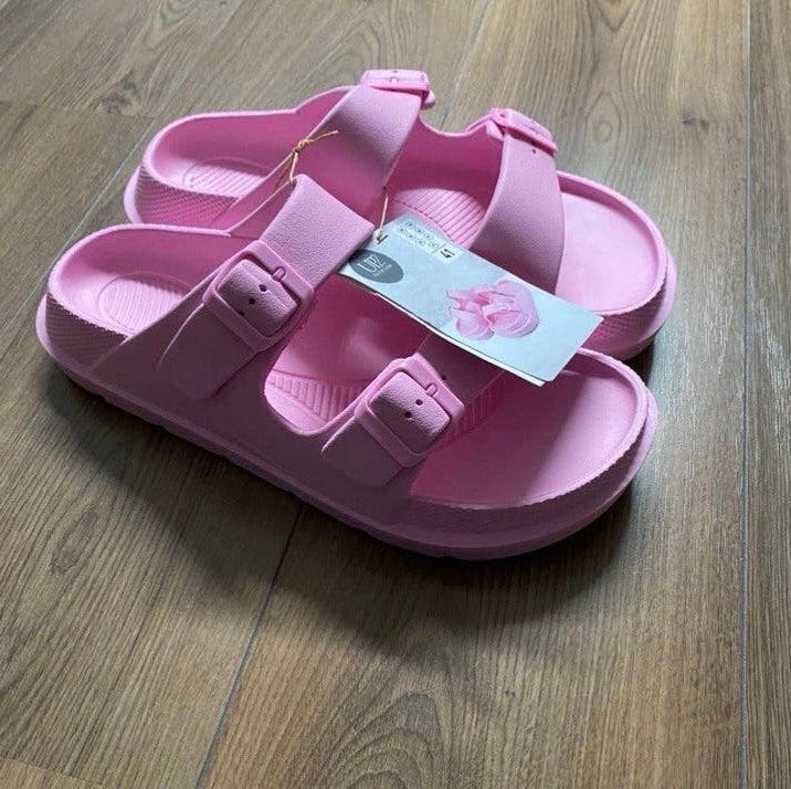 Roze slippers / sandalen. Nieuw. Maat 41, Slippers, Nieuw, Ophalen of Verzenden, Roze