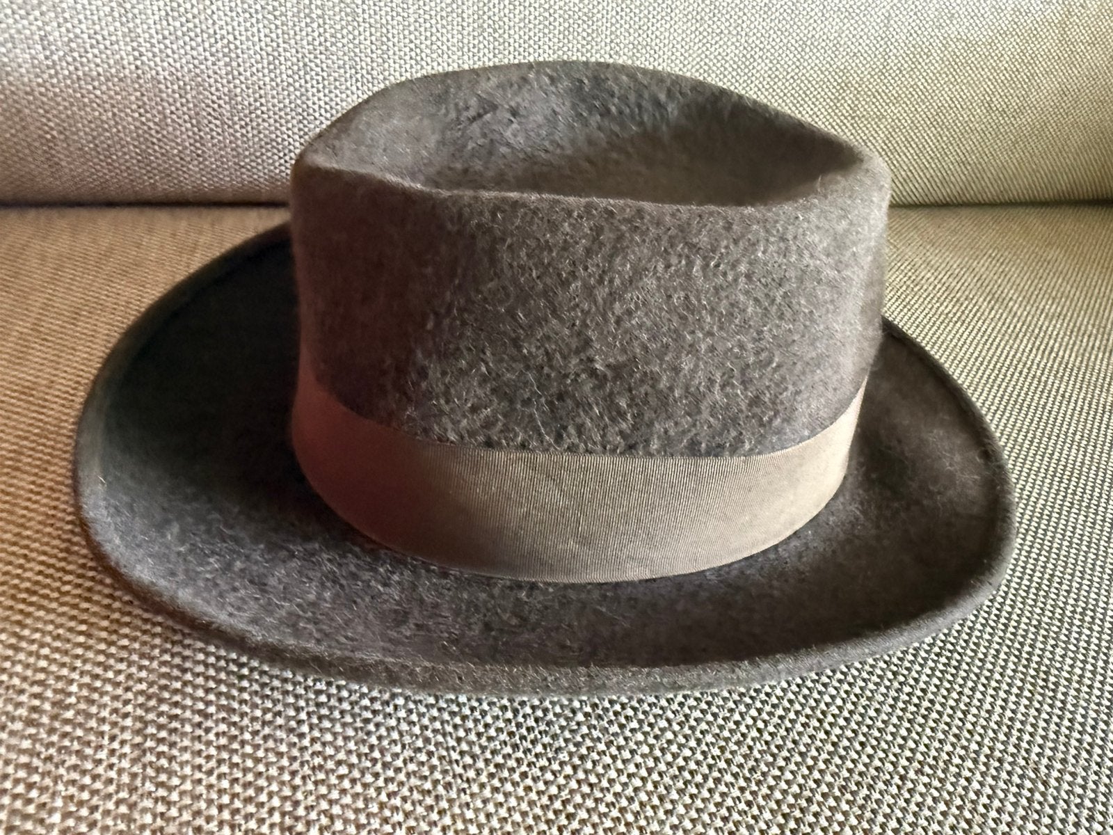 Originele Borsalino Qualità Suprema 57, Kleding | Heren, Hoeden en Petten, Ophalen of Verzenden, Zo goed als nieuw