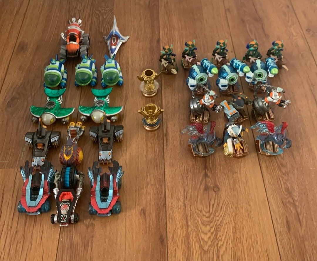 Skylanders poppetjes (Superchargers), Avontuur en Actie, 2 spelers, Ophalen of Verzenden, Zo goed als nieuw