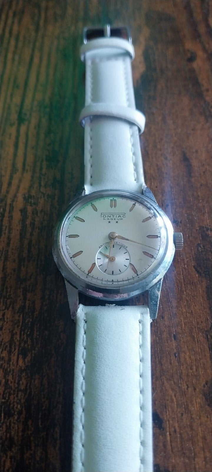 pontiac horloge, Ophalen