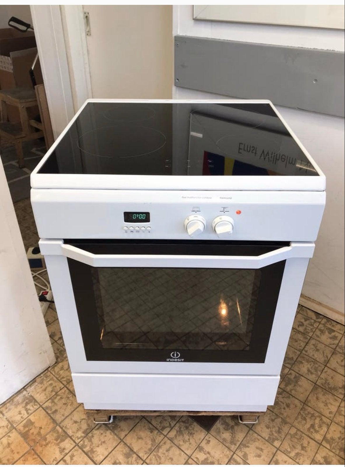 Indesit Inductiefornuis met elektrische oven en hete lucht, Witgoed en Apparatuur, Fornuizen, Hete lucht, 60 cm of meer, Zo goed als nieuw