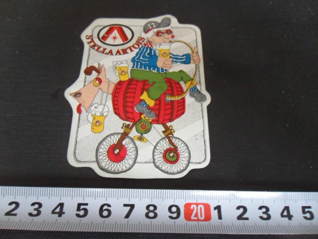 sticker bier stella artois strip fiets hond vat, Ophalen, Zo goed als nieuw