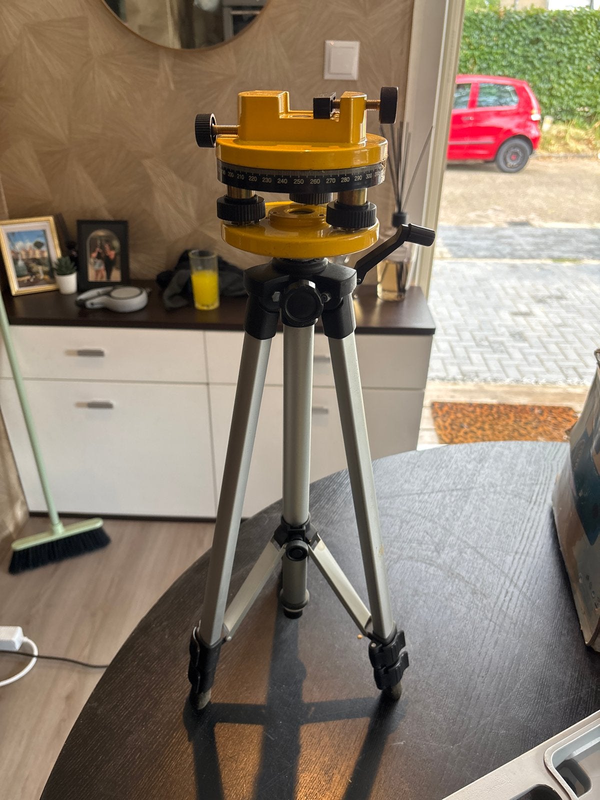 Laser Tool Kit met Statief en Waterpas, Ophalen, Gebruikt, Overige typen, Overige merken