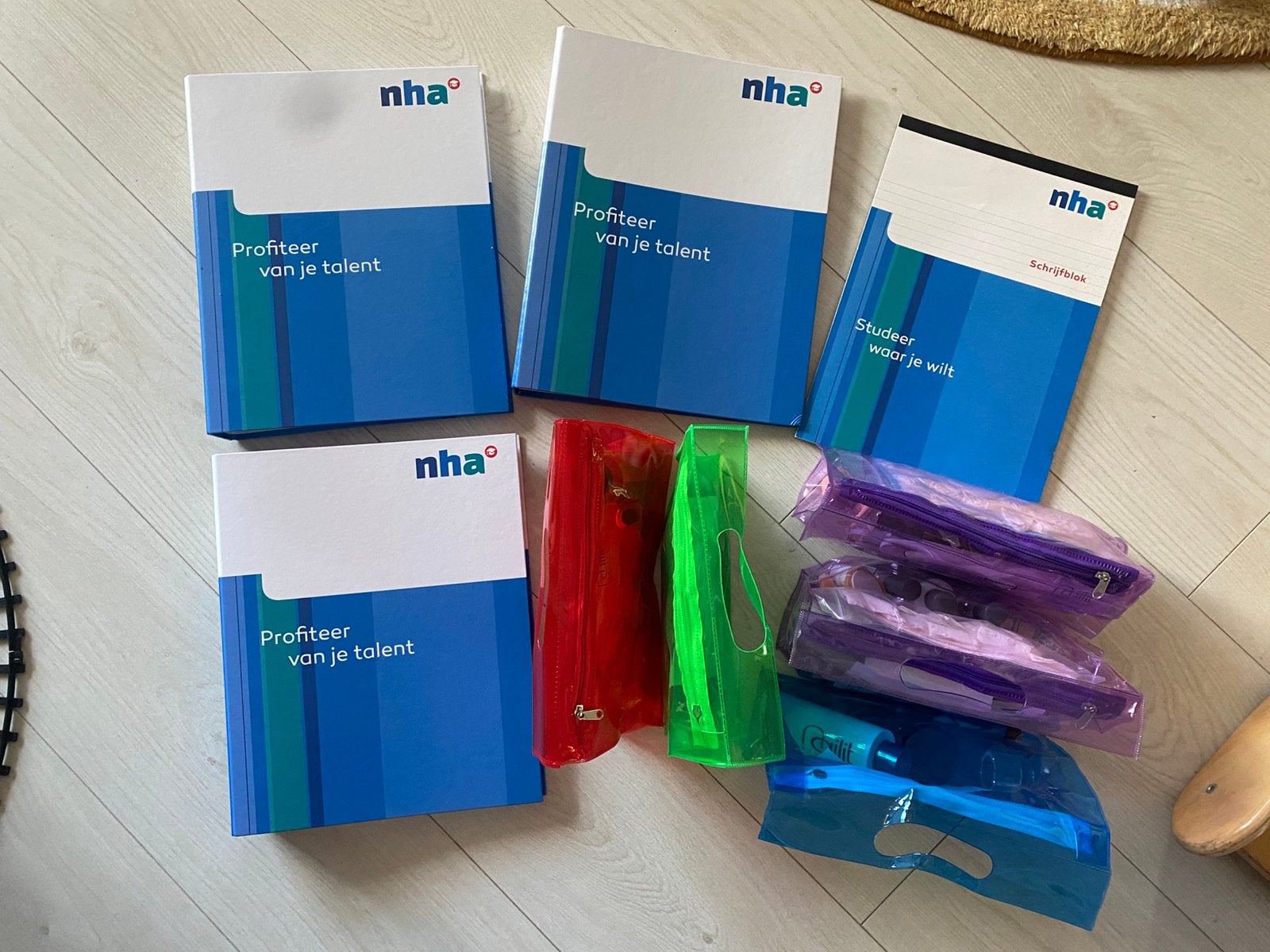 NHA Nagelstyling Cursus Compleet acryl en gel nagels- Nieuw, Ophalen of Verzenden, Alpha, Nieuw, Niet van toepassing