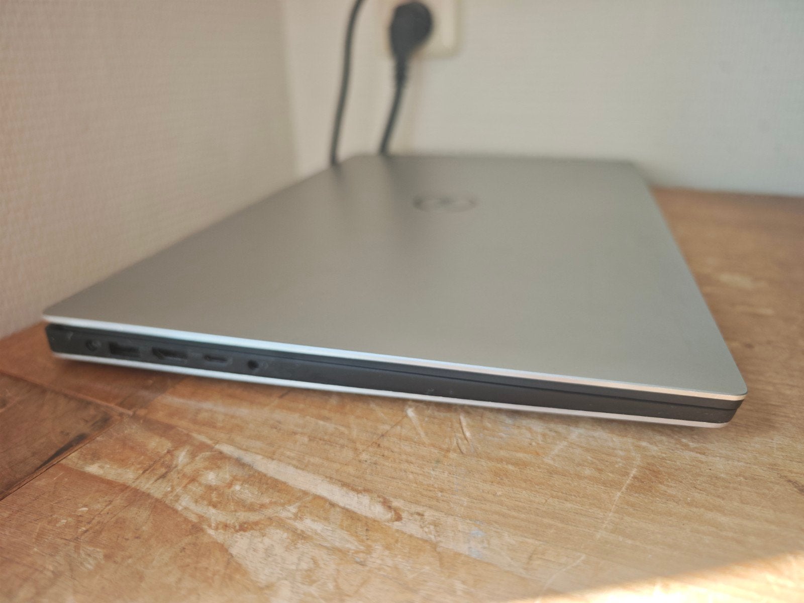 Dell XPS 15,6 Inch i7 7700HQ GTX 1050 16GB DDR4 256GB NVMe, Met videokaart, ., Ophalen of Verzenden, Zo goed als nieuw