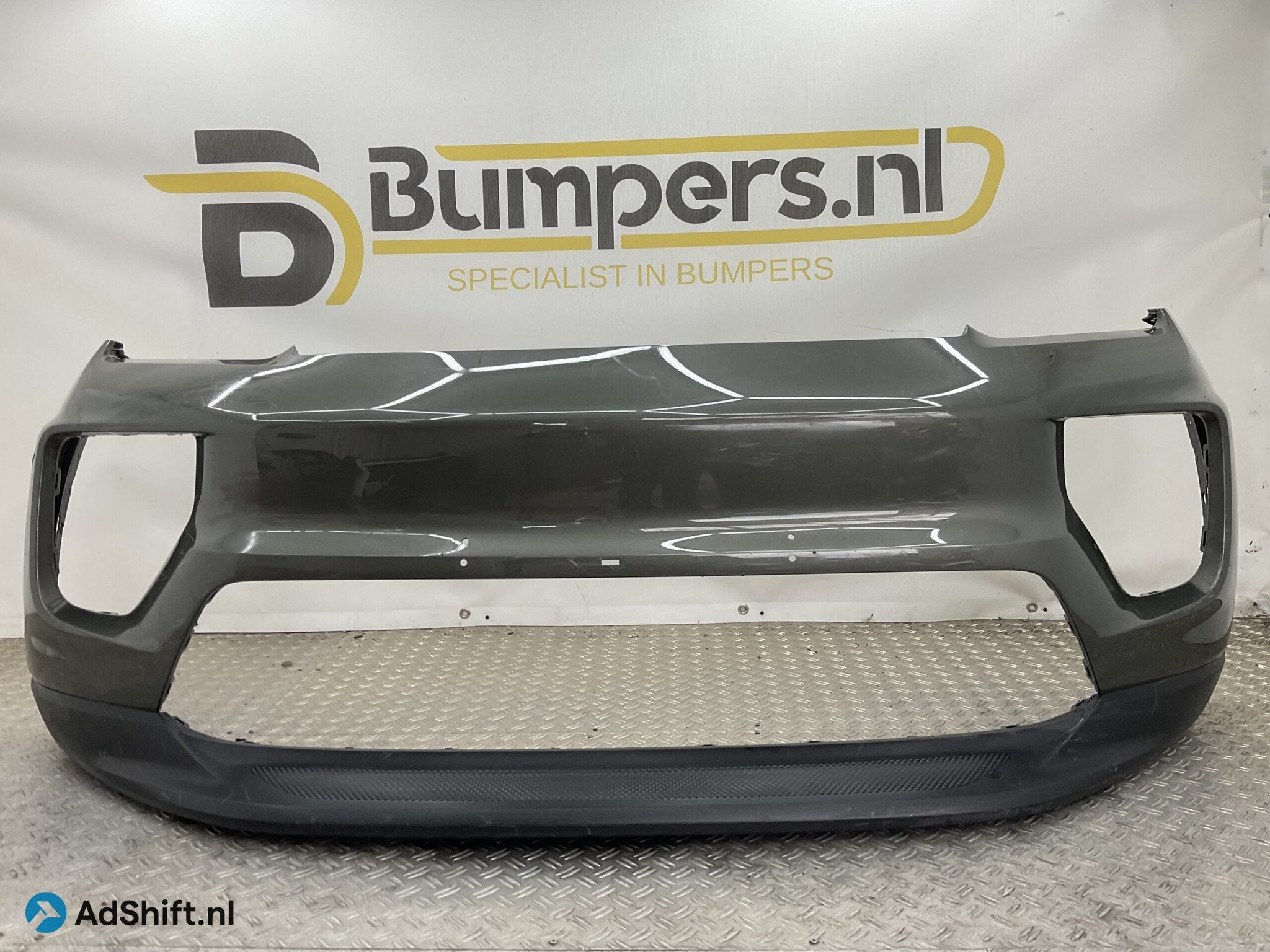 Bumper Porsche Macan 95C 24- 95C807061 Voorbumper M1-22218, Bumper