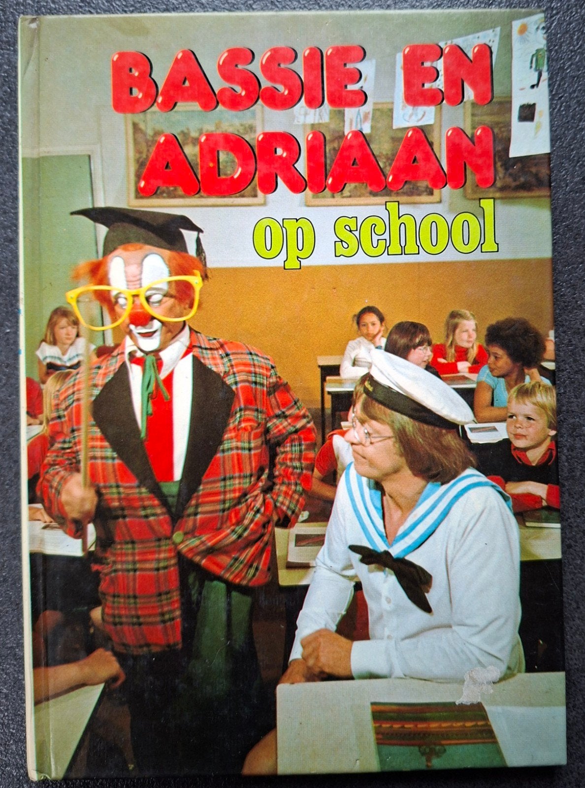 Bassie en Adriaan op school (1979), Ophalen of Verzenden, Gebruikt, Overige typen