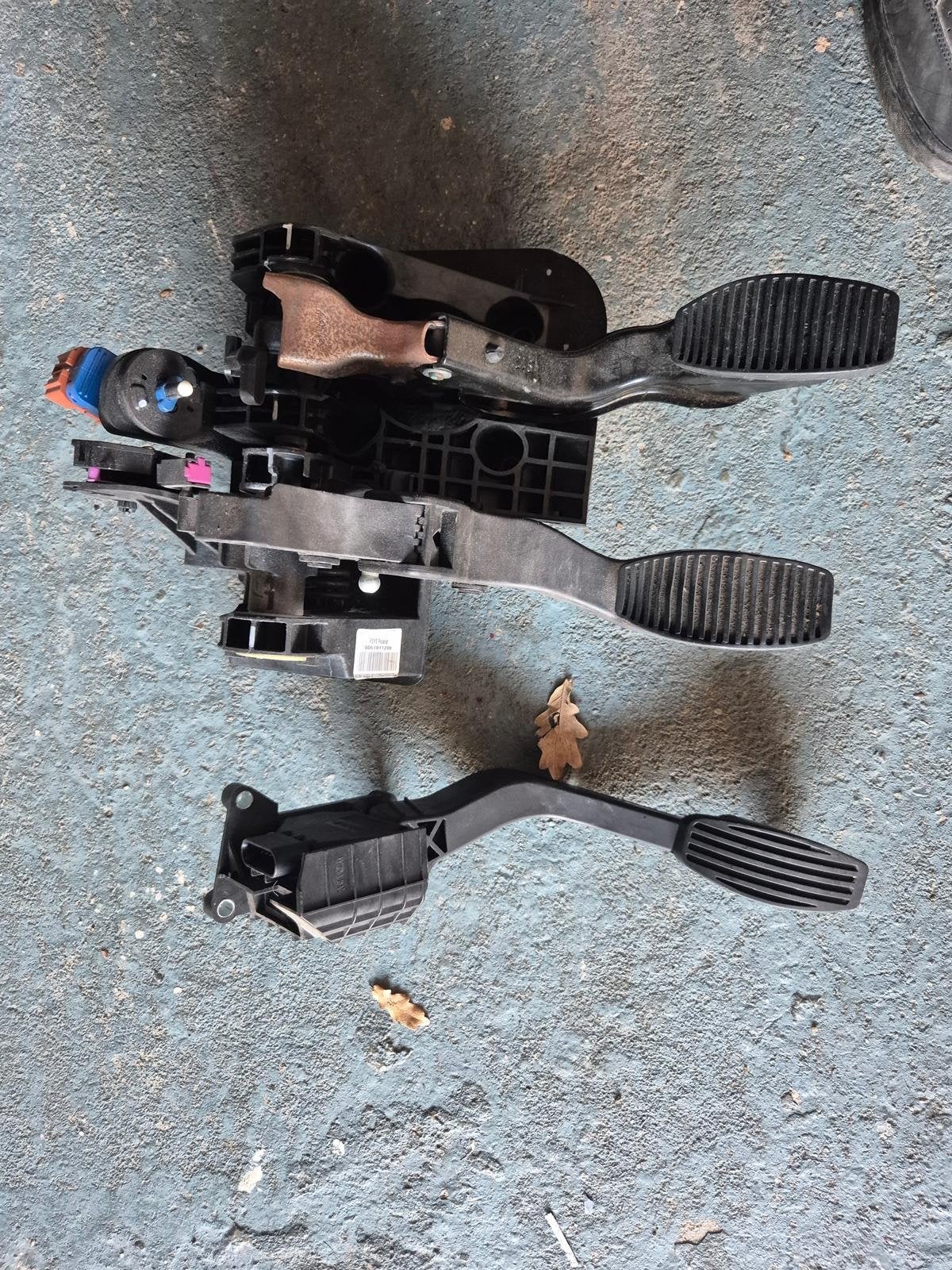 Pedalenset voor auto - Gebruikt, Auto-onderdelen, Gebruikt, Fiat 500, Ophalen of Verzenden, Dimitripieters89@gmail.com