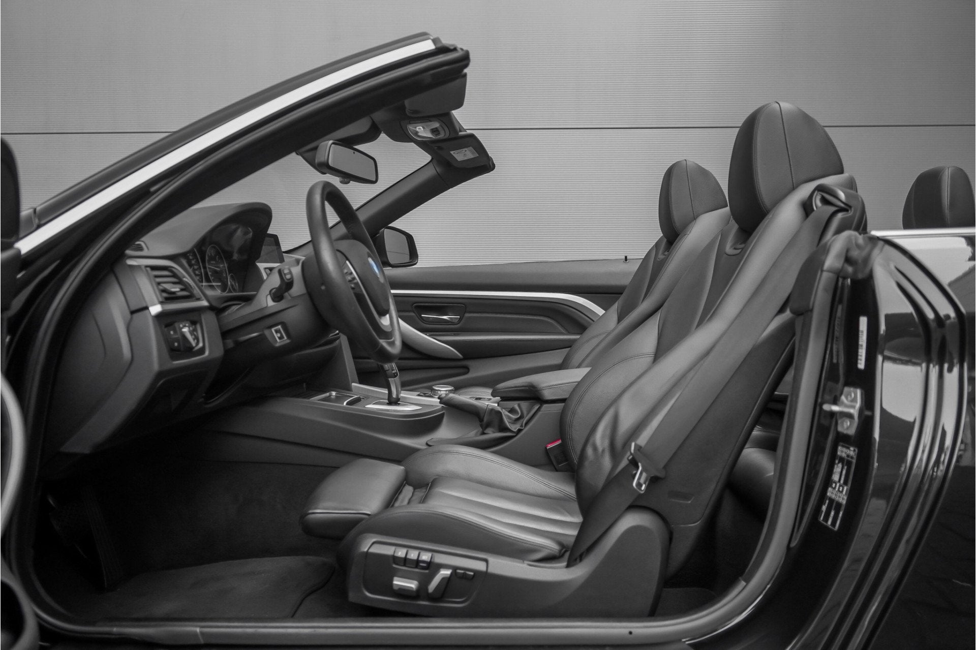 BMW 4 Serie Cabrio 430i High Executive Leder Open Air Pack T, Automaat, Gebruikt, 4 stoelen, Zwart