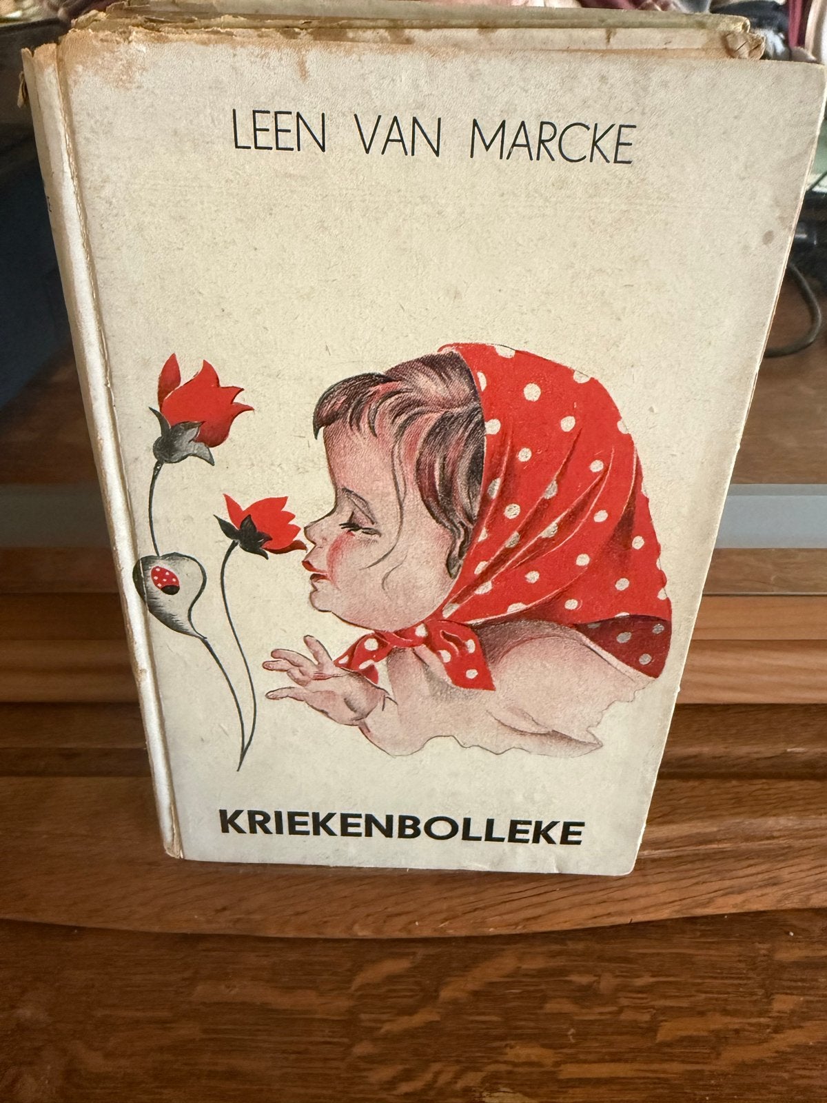 Kriekenbolleke - Leen Van Marcke (Vintage Kinderboek), Gelezen, Fictie algemeen, Jongen of Meisje, Ophalen of Verzenden