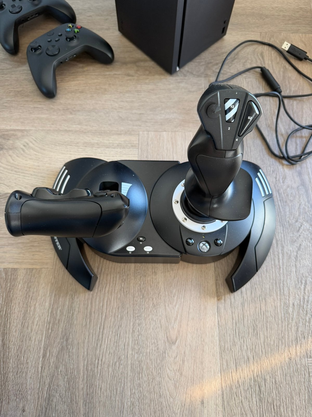 Thrustmaster T.Flight HOTAS One – Xbox Series X/S & PC, Computers en Software, Ophalen of Verzenden, Zo goed als nieuw