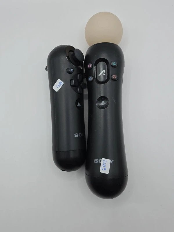 Playstation 3 Move Set! Navigation + Motion controller PS3, Spelcomputers en Games, Sony City 1-7-1 Konan, Minato-ku Tokyo 108-0075 Japan, support@playstation.com,