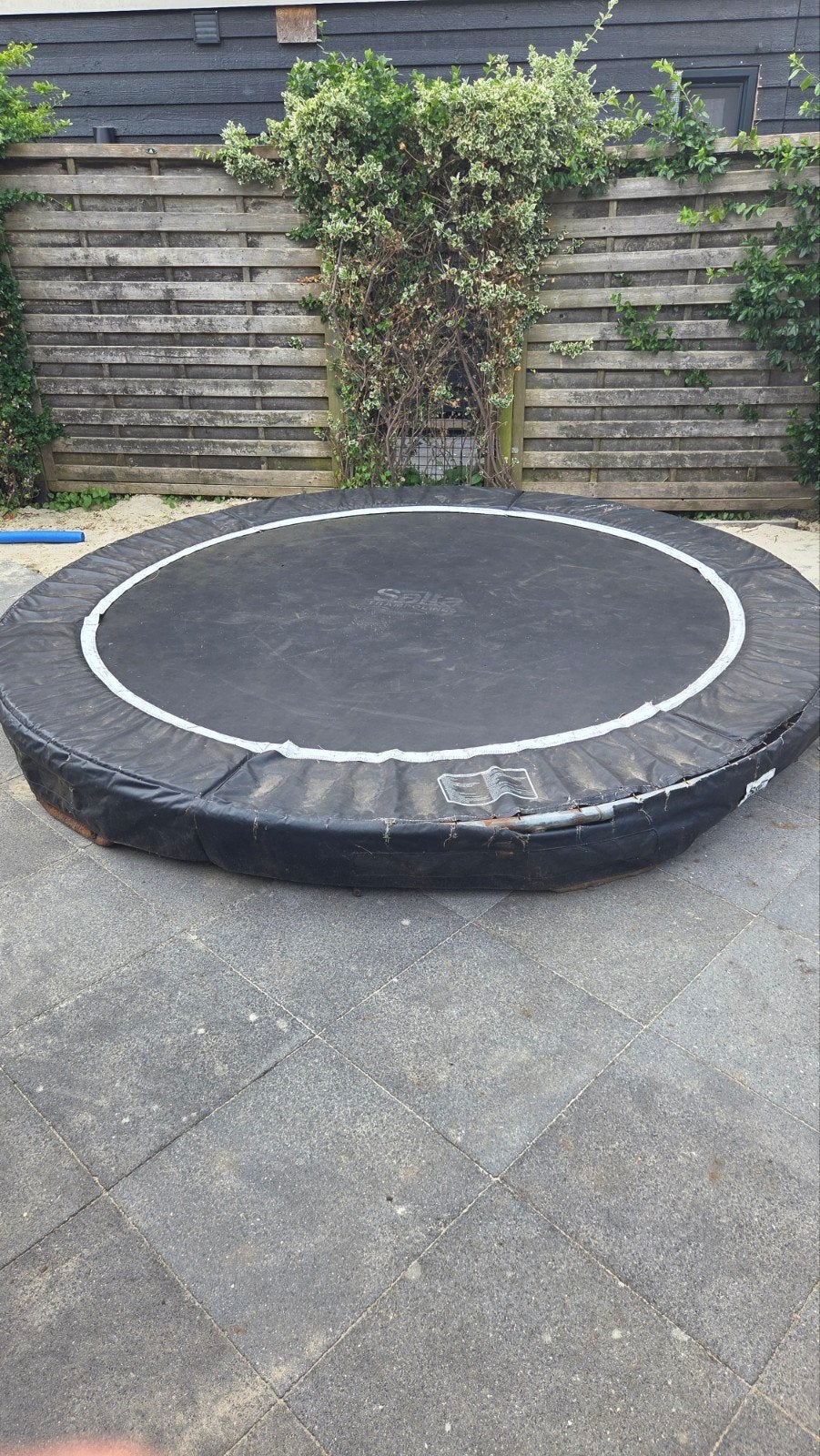 Salta trampoline rond 305 cm, Kinderen en Baby's, Speelgoed | Buiten | Trampolines, Ophalen, Gebruikt
