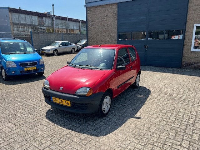 Fiat Seicento 900 ie Young, Auto's, Fiat, Stof, 899 cc, Handgeschakeld, 705 kg