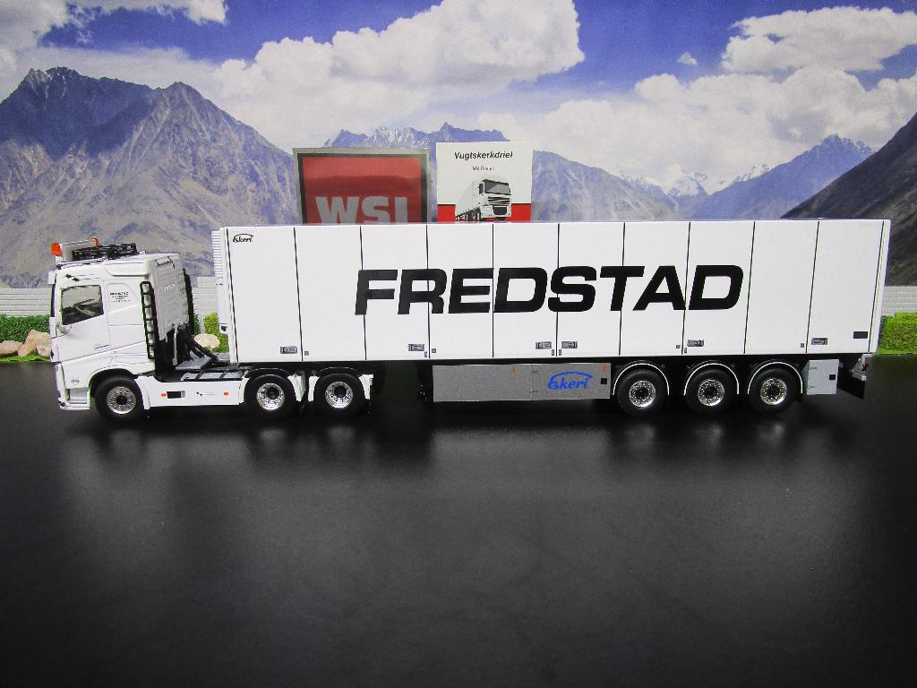 Wsi 01-4874 Volvo FH4 Sleeper Cab , Fredstad, Ophalen, Nieuw, Bus of Vrachtwagen, Wsi