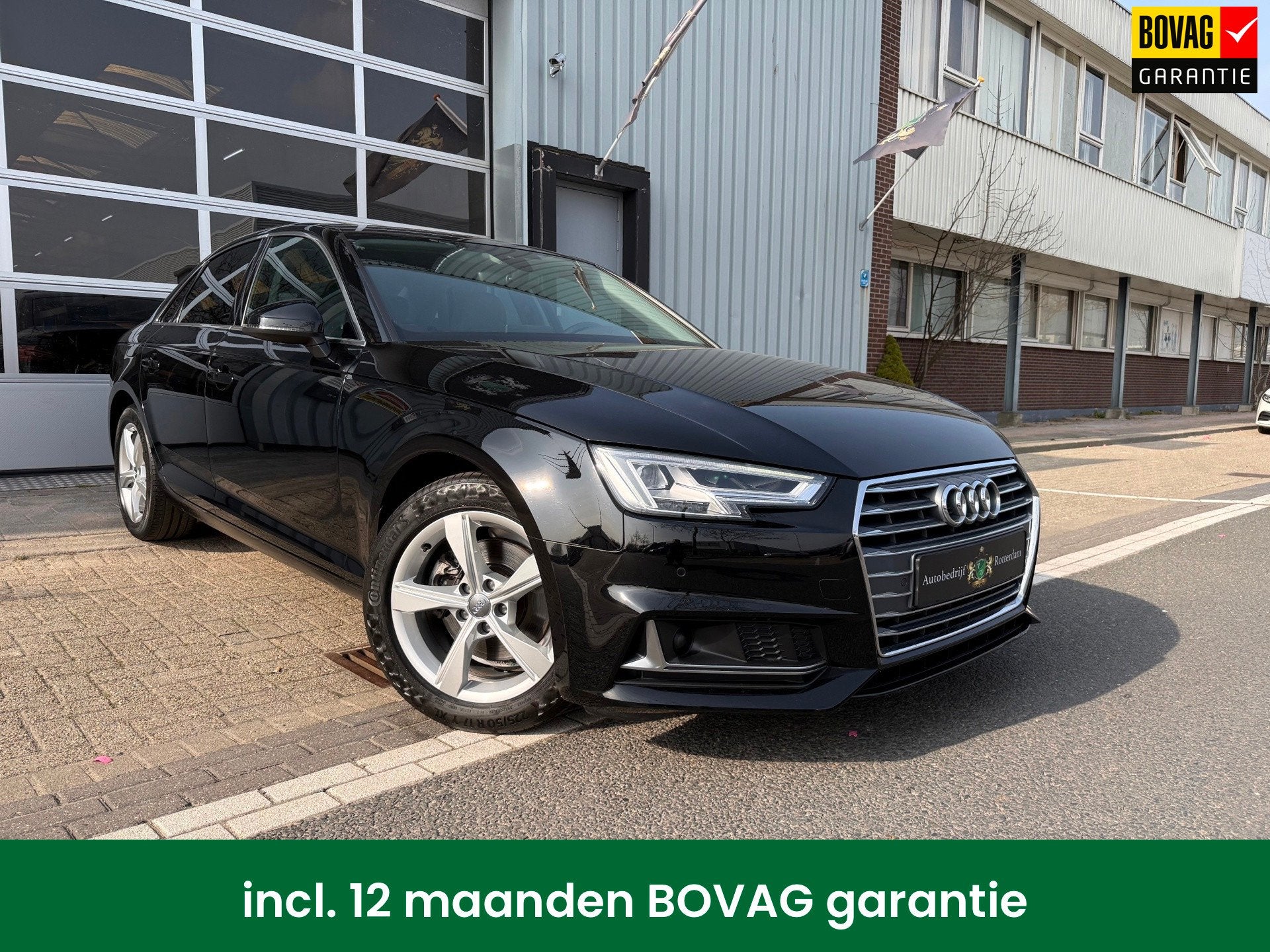 Audi A4 35 TFSI Sport AUT ECC/PDC/LED/XENON/LMV18/LEDER/NAVI, Gebruikt, 4 cilinders, A4, Zwart
