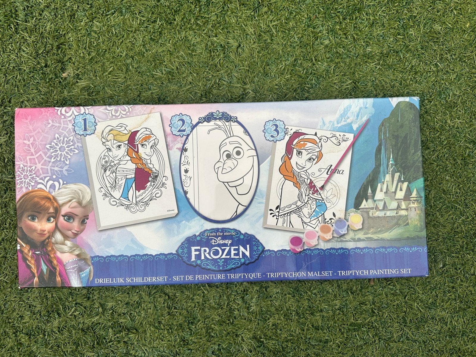 Dit is een twee luik van elsa en Anna van Disney, Ophalen, Schilderij, Overige technieken