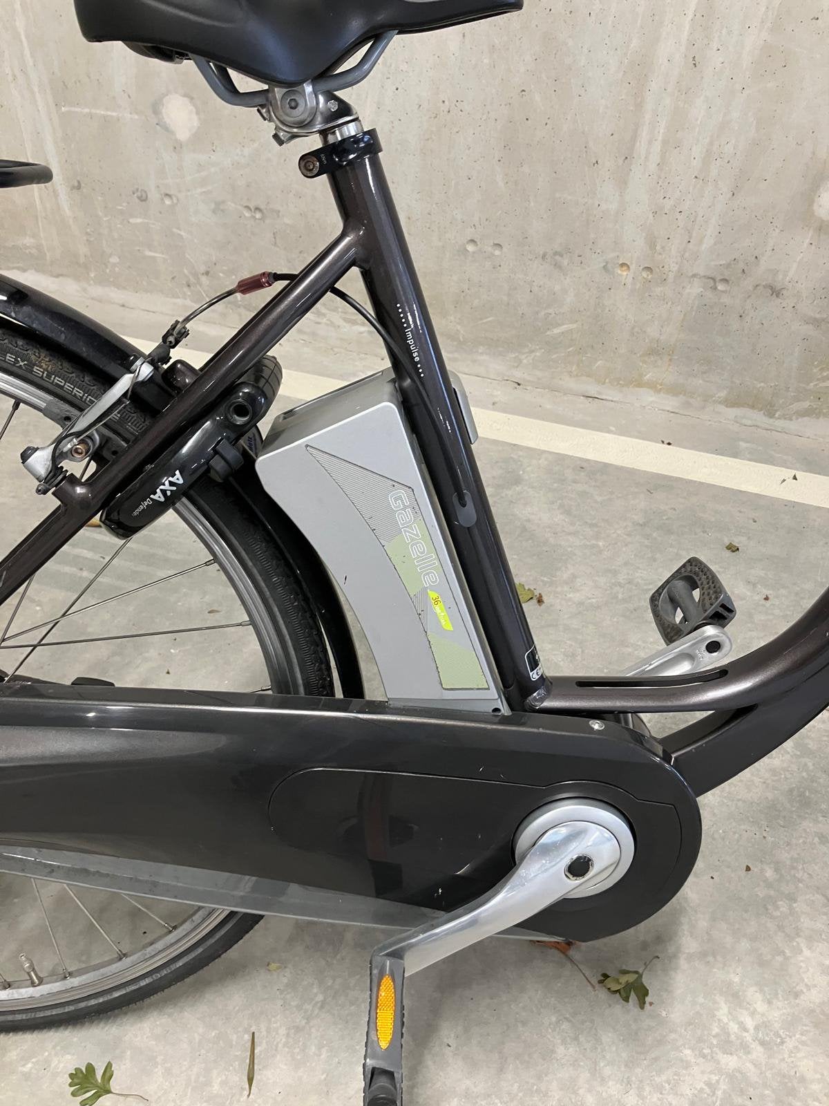 Foto 4 van Gazelle damesfiets (accu defect)