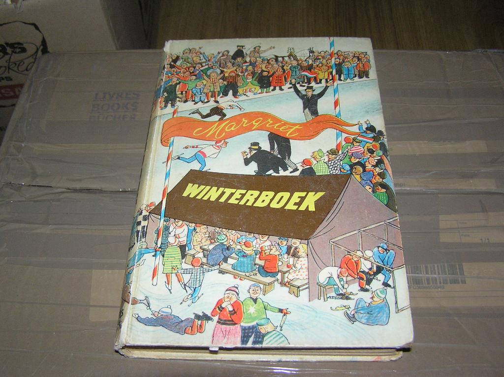 Margriet winterboek 1957, Gelezen, Ophalen of Verzenden, Fictie, Diverse Auteurs