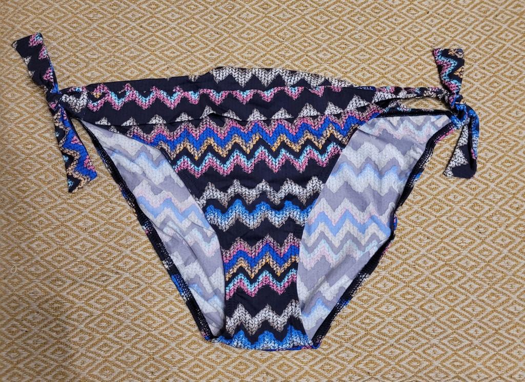 Cyell bikini broekje maat 36 38 40 42 44, Ophalen of Verzenden, Bikini