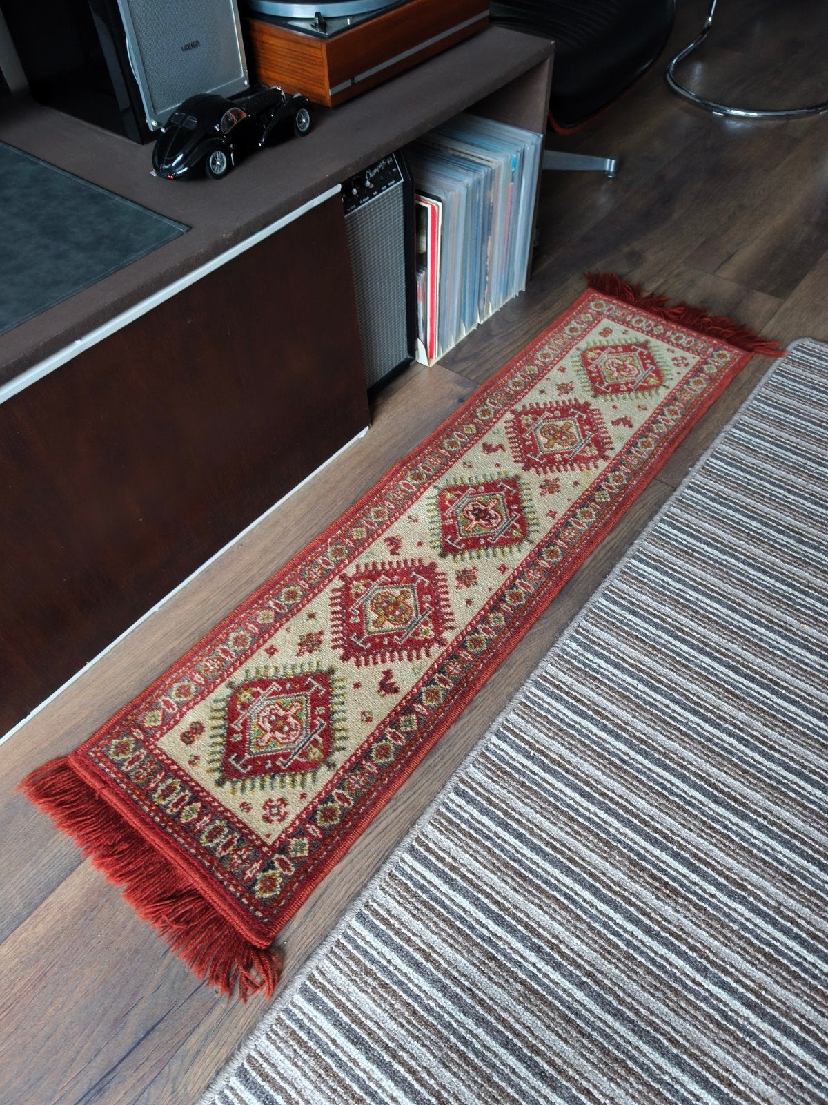 Vintage Oosterse Loper - Rood/Beige met Patroon, Minder dan 50 cm, Gebruikt, Oosters, Vintage, Etnisch, Ophalen of Verzenden