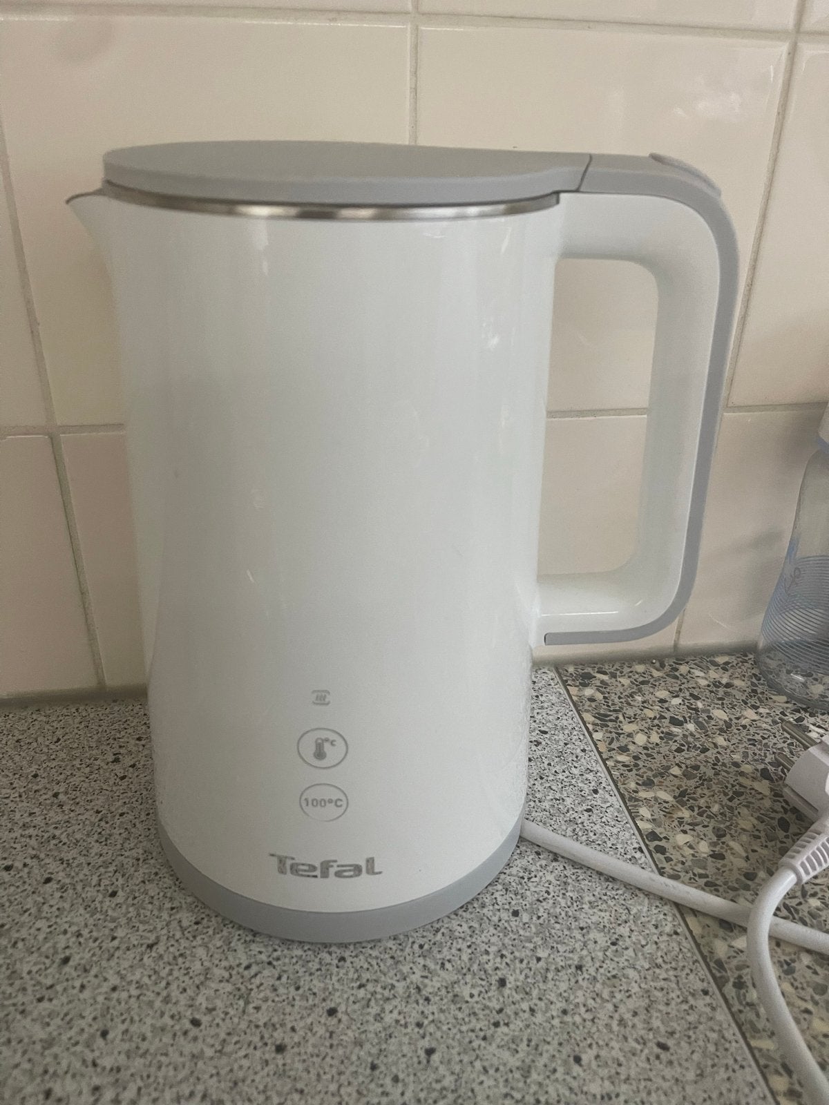 RVS Waterkoker 1.5L - Zo goed als nieuw, 1 tot 2 liter, Ophalen of Verzenden, Zo goed als nieuw, Draadloos