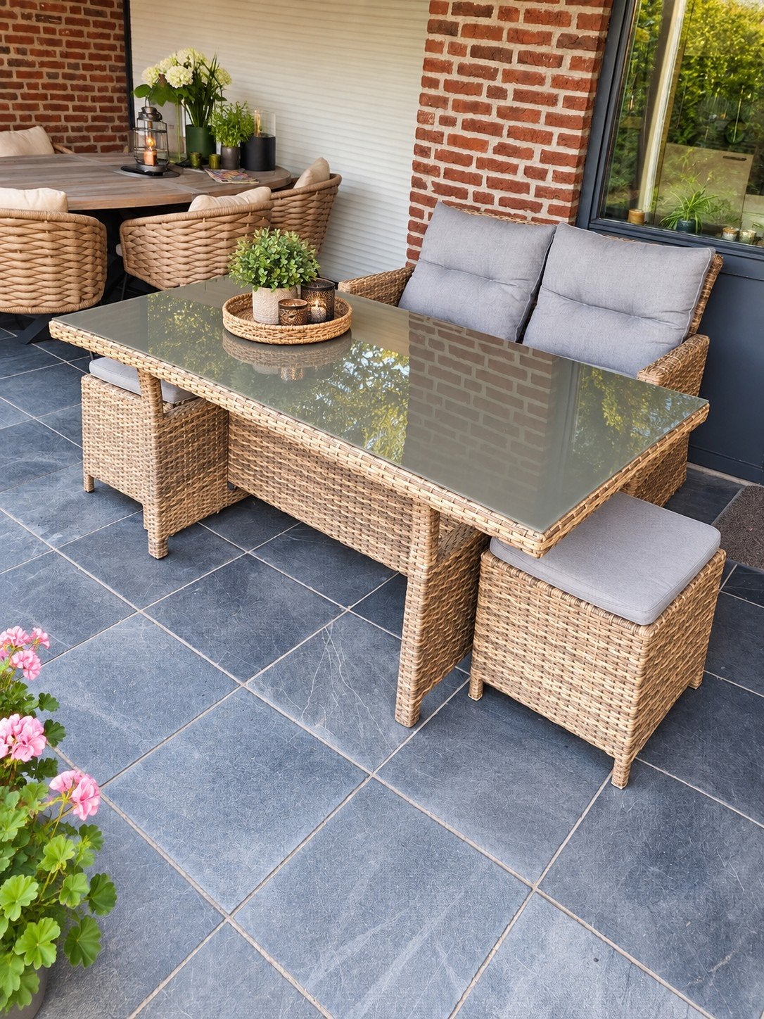 GAMMA Marseille wicker tuintafel met glazen blad, Tuin en Terras, Tuintafels, Ophalen, Gebruikt, Rechthoekig, Wicker