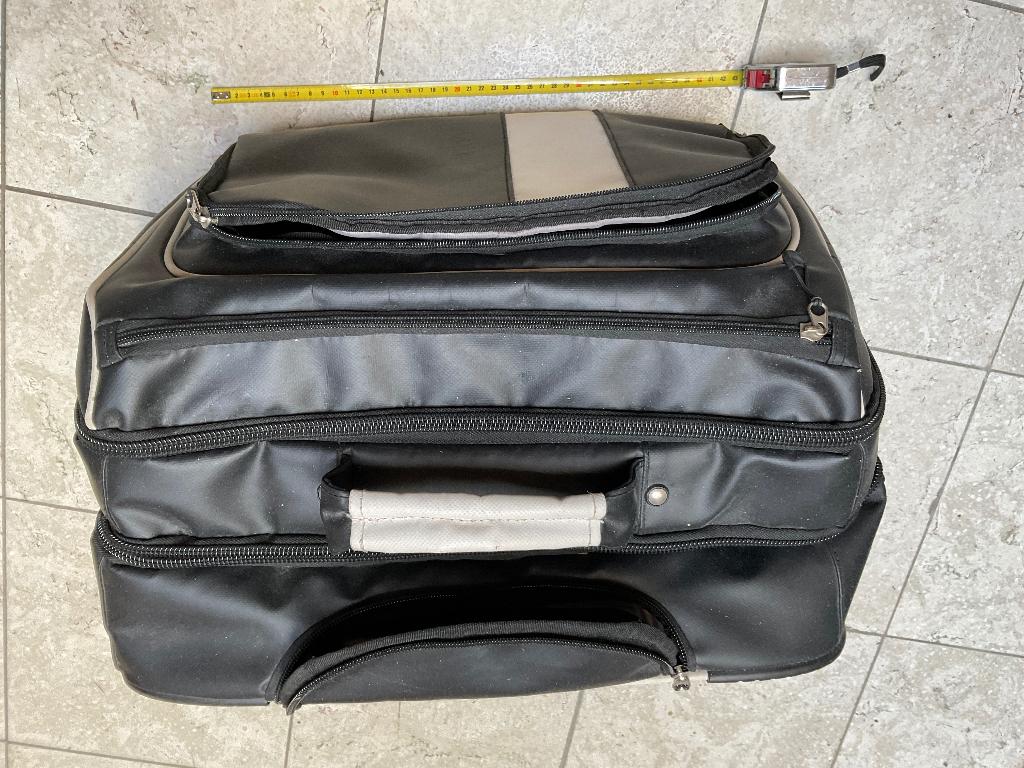 Trolley reiskoffer vaude, Ophalen of Verzenden, Zo goed als nieuw, Zacht kunststof, Wieltjes