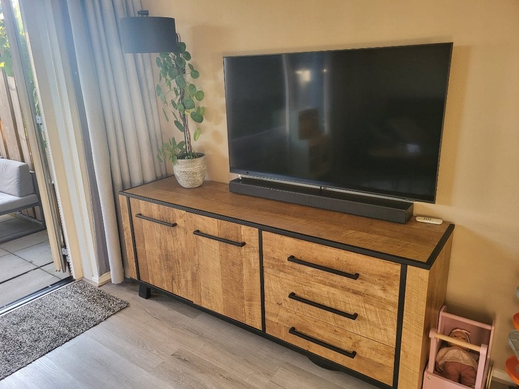 Groot dressoir, Huis en Inrichting, Kasten | Dressoirs, Met deur(en), 150 tot 200 cm, Zo goed als nieuw, Industrieel