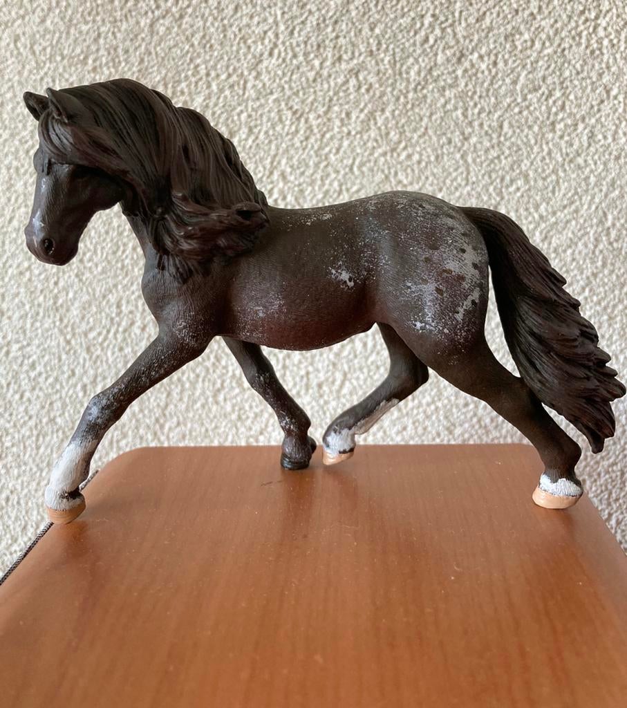 Schleich repaint, Verzamelen, Dierenverzamelingen, Ophalen of Verzenden, Zo goed als nieuw, Paard, Beeldje of Figuurtje