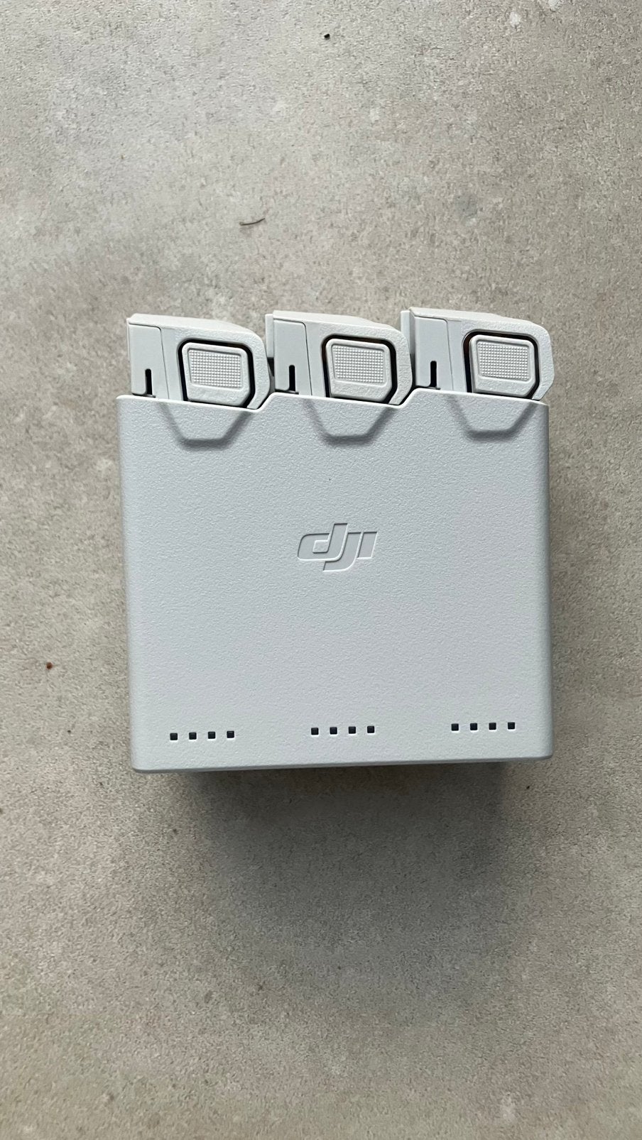DJI mini 3 of 4 (Pro) batterij 3x met charging-hub, Ophalen of Verzenden, Zo goed als nieuw