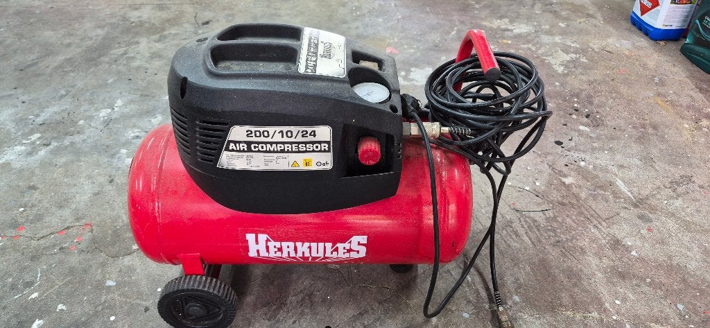 Compressor, Ophalen, Gebruikt, 6 tot 10 bar, Minder dan 200 liter/min
