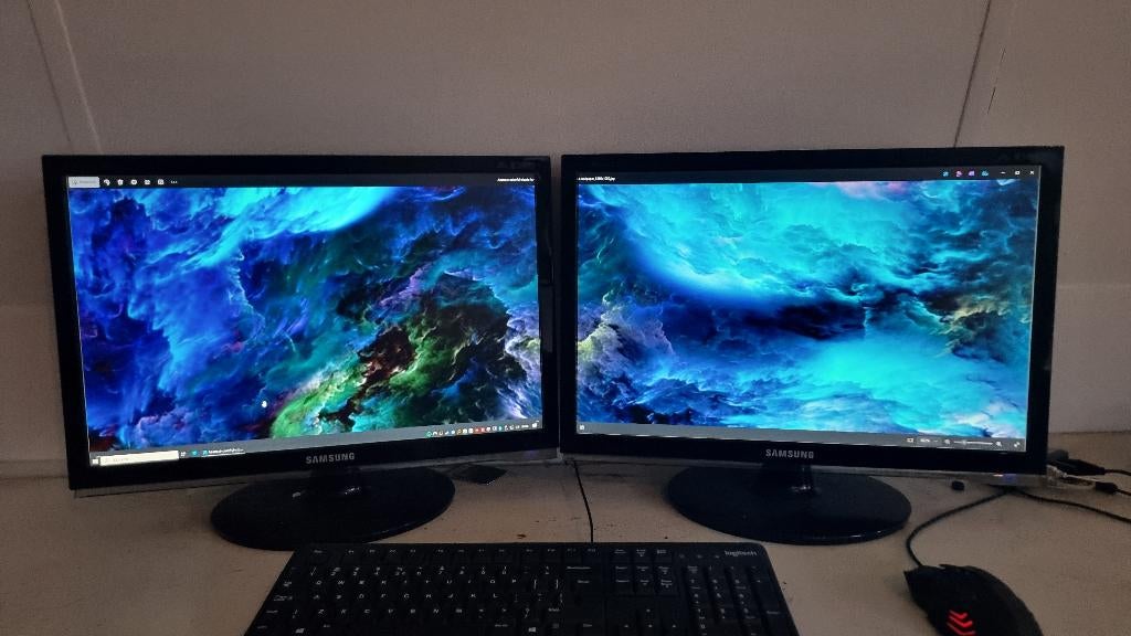2 Samsung monitors, 21 inch., Ophalen, Gebruikt