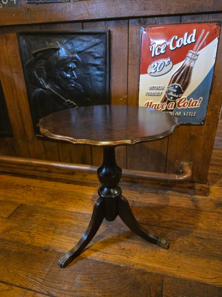 Walnoten Wijntafel, Antiek en Kunst, Antiek | Meubels | Tafels, Ophalen of Verzenden