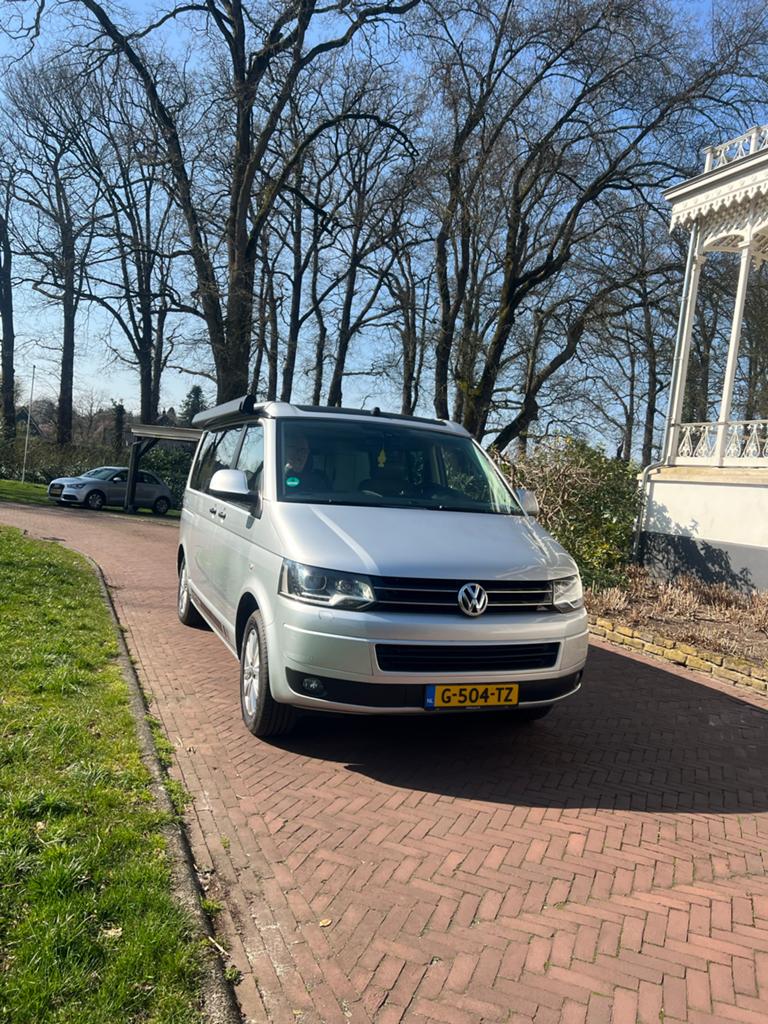 Volkswagen T5 GP  California 2.0 TDI 180PK DSG bak 4x4, Caravans en Kamperen, Campers, Automaat, Volkswagen, Luifel, Diesel