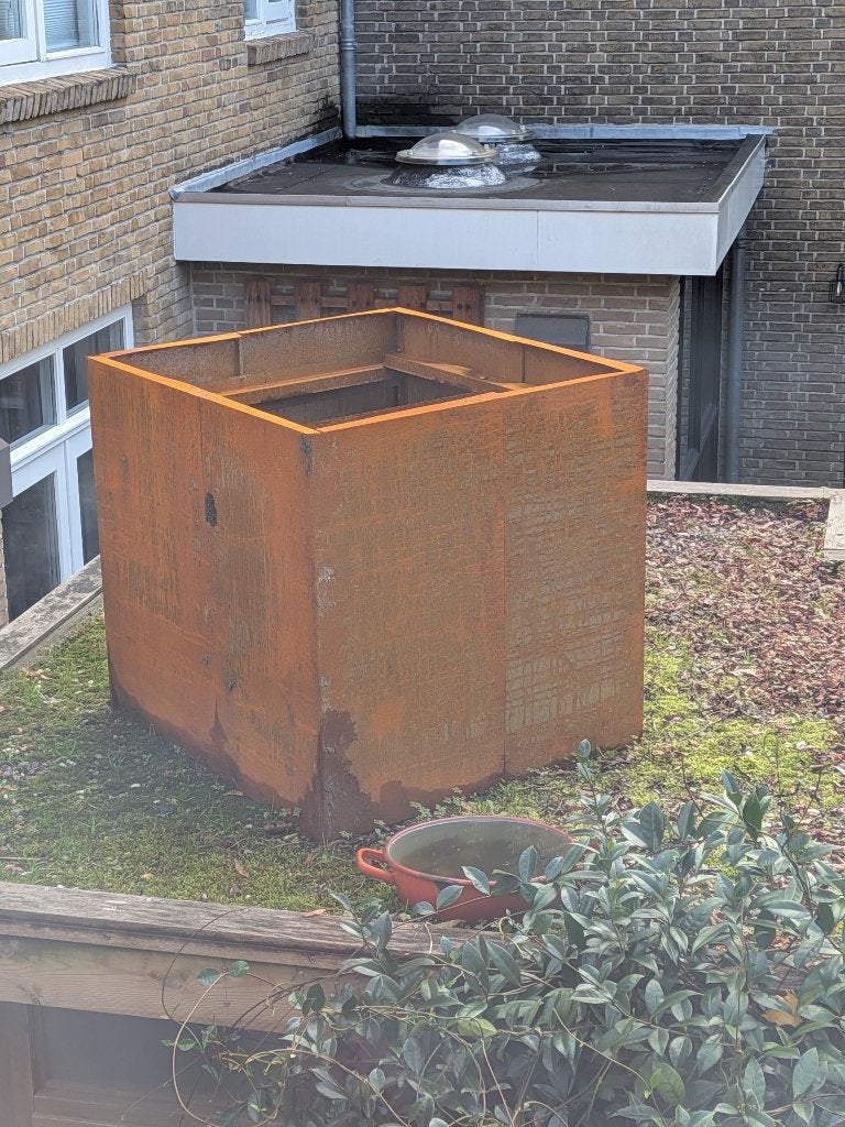 Grote Cortenstaal Bloembak - Vierkant en Duurzaam, Ophalen, Gebruikt, Vierkant, 60 tot 100 cm