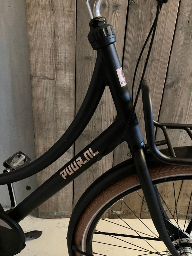 Gazelle PUUR-NL Mat Zwart 28" 54cm 3v Remmen NIEUWE BANDEN, Fietsen en Brommers, Ophalen, 53 tot 56 cm, Zo goed als nieuw, Handrem