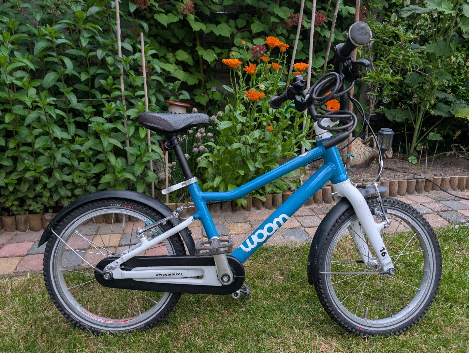 Woom 3, 16 inch, 4-6 jaar, incl bel, standaard en spatborden, Fietsen en Brommers, Ophalen, Gebruikt, 16 tot 20 inch, Woom