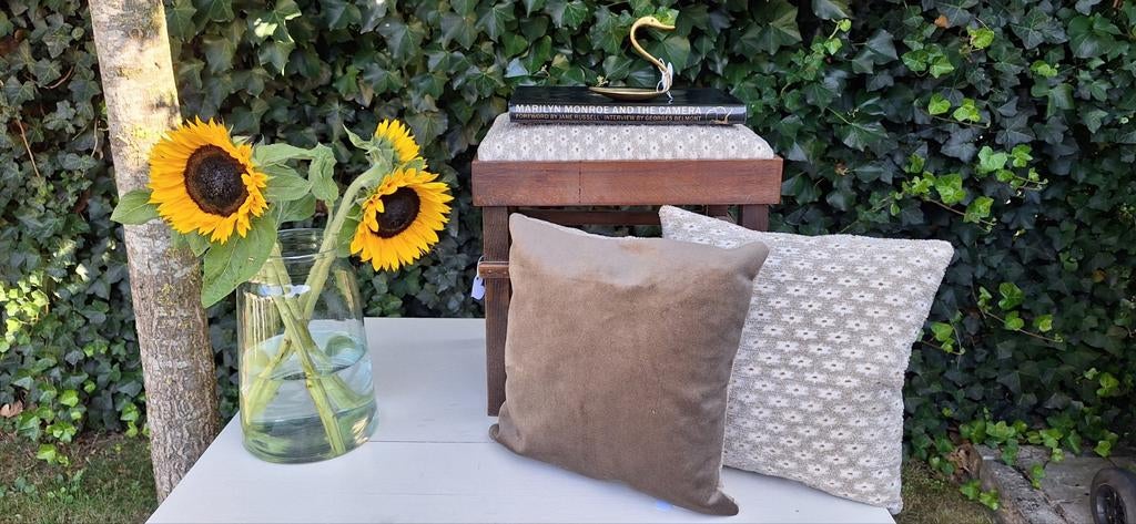 Vintage voetenbankje, bankje, stoel, bijzet kruk, krukje, Minder dan 50 cm, Vintage, Minder dan 50 cm, Ophalen of Verzenden