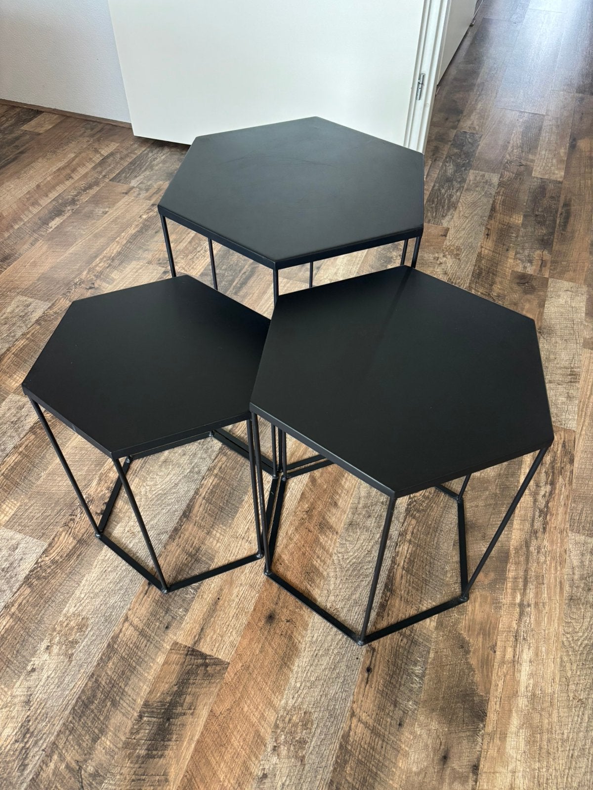 Set van 3 zwarte tafeltjes, Minder dan 55 cm, Rond, Zo goed als nieuw, Ophalen