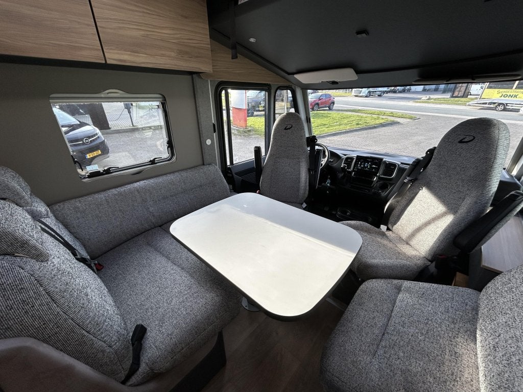Dethleffs Trend I 7057 EB 180PK Automaat, Airbags, Fiat, Hagelvast dak, Bedrijf