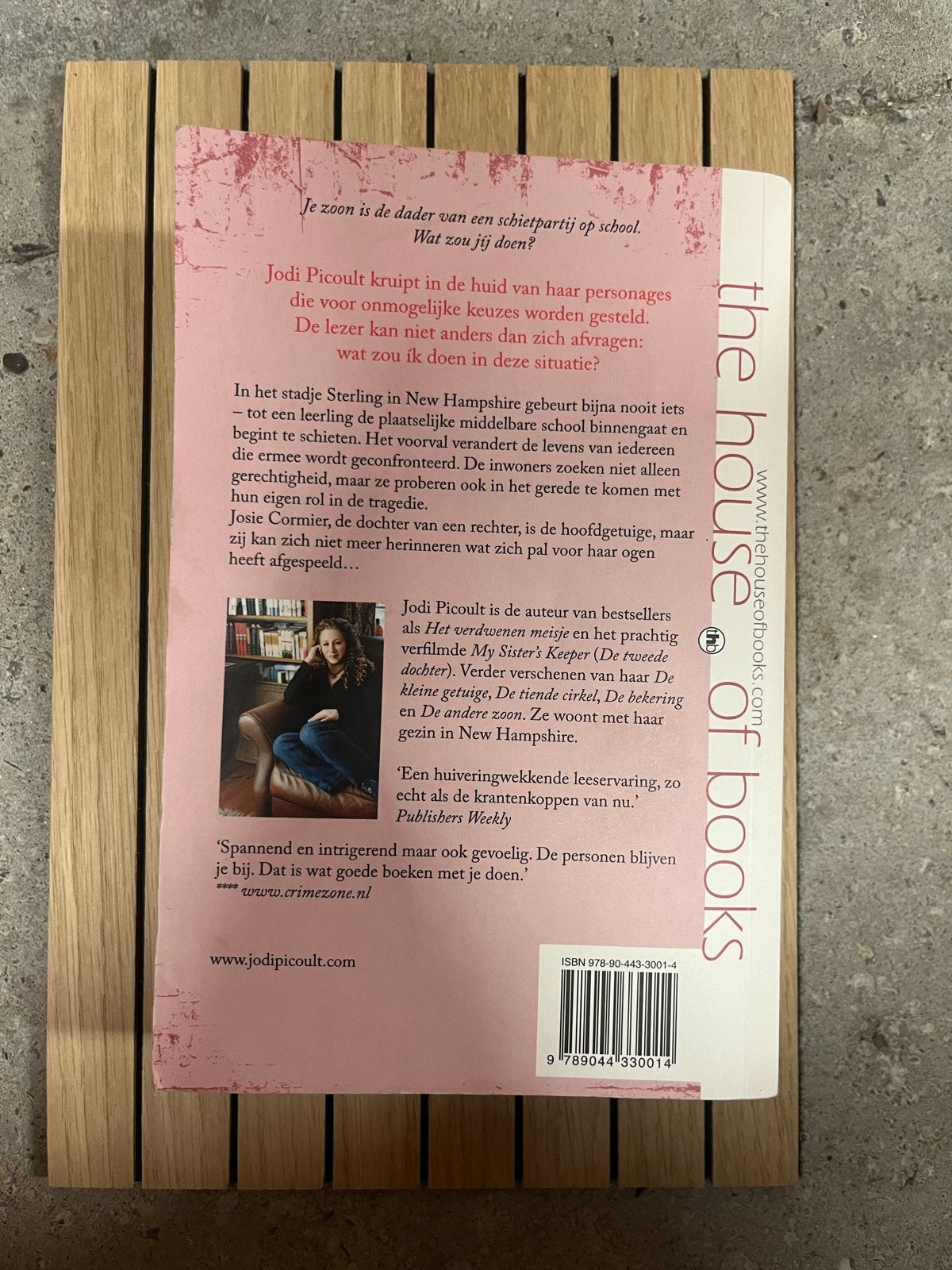 Jodi Picoult - Negentien Minuten (Paperback), Ophalen of Verzenden, Gelezen, Europa overig